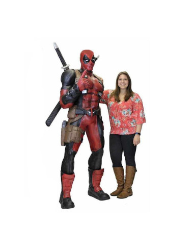 TAMAÑO REAL FIGURA NECA MARVEL DEADPOOL