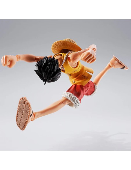 PREVENTA MONKEY D.LUFFY -MARINEFORD- FIGURA 14,5 CM ONE PIECE S.H. FIGUARTS