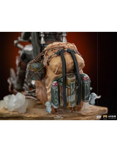 STATUE THE MANDALORIAN ON SPEEDERBIKE - STAR...