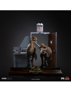PREVENTA - RAPTORS AT THE KITCHEN'S DOOR - JURASSIC PARK...