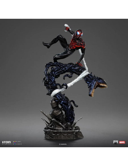 MILES MORALES - SPIDERMAN VS VILLAINS DIORAMA - 1/10 - IRON STUDIOS