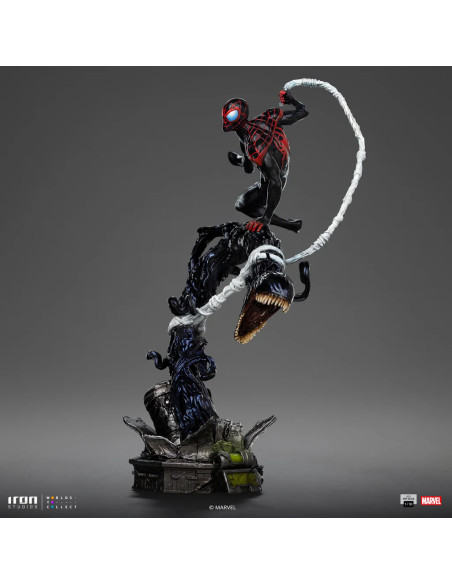 MILES MORALES - SPIDERMAN VS VILLAINS DIORAMA - 1/10 - IRON STUDIOS