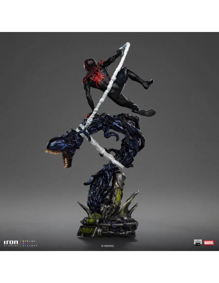 MILES MORALES - SPIDERMAN VS VILLAINS DIORAMA - 1/10 - IRON STUDIOS
